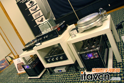 釋放極致音色 AudioValve Avalon擴(kuò)大機(jī)