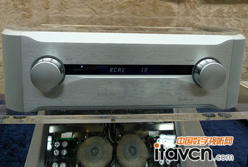 Esoteric推出全新高品質C-02前級放大器