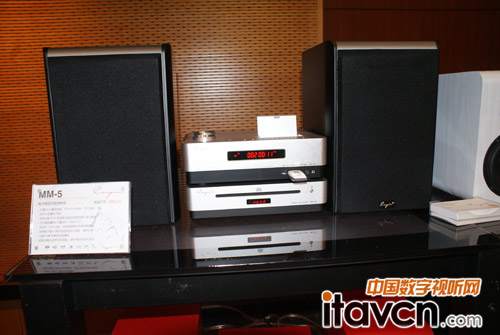 CAYIN展出MM-5電子管桌面HiFi音響系統