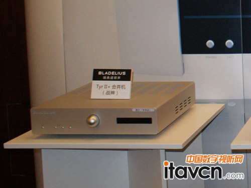 BLADELIUS Tyr II(戰(zhàn)神)合并式放大器