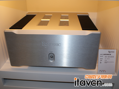Esoteric展出A-02立體聲功率放大器