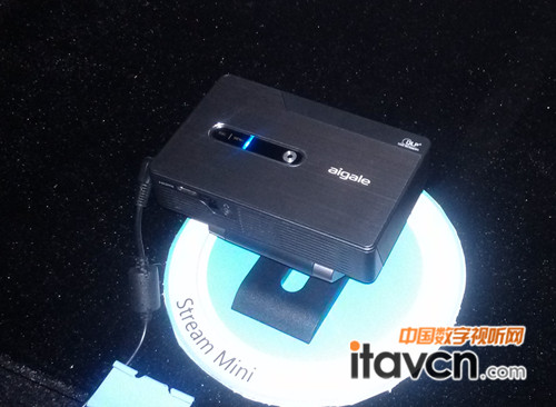 影隨行 Ai-Stream mini