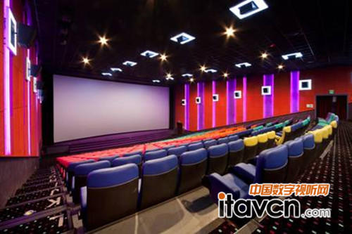 韓國連鎖美嘉歡樂影城選擇科視投影設備