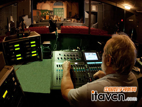 GLD���ֻ���ϵ�y���vHenegar��ˇ����