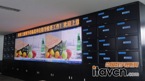 超薄邊框 夏普PN-V600專業液晶顯示器60寸經典