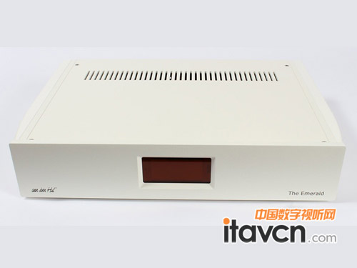 定位頂級(jí)市場(chǎng) 范登豪全新Emerald前級(jí)