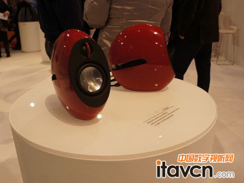 漫步者新概念2.0藍(lán)牙音箱驚艷CES2013