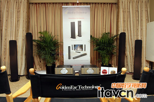 GoldenEar金耳朵亮相CES2013