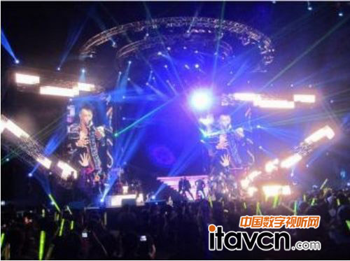 ACME LED燈光助陣韓庚巡回演唱會深圳站