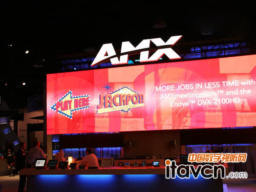 AMX展出全系列的Enova DVX全能演示切換器