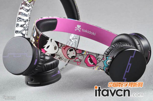 時尚混搭翹楚 當選Tracks HD頭戴耳機