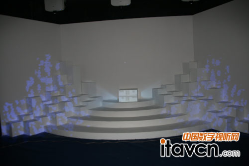 NEC全新跨技術融合結構投影將三種投影技術的有點完美結合