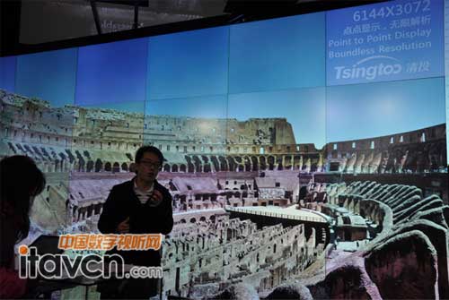 遺址中土墻的紋理可以被看得很清楚