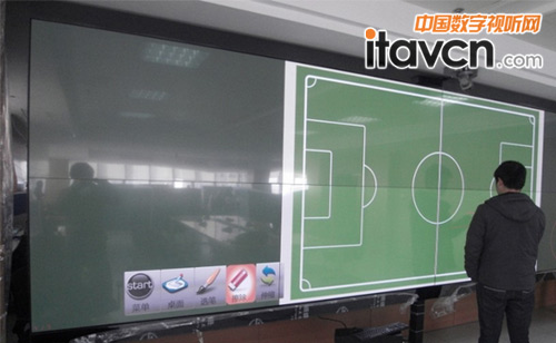 “天衣”60寸等離子觸摸屏首次應用于國內氣象預報監測領域