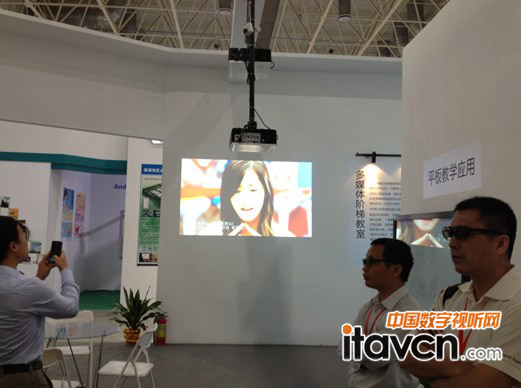 �ňD��ý�w�A�ݽ���չ�^