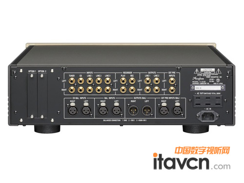 金嗓子C-2120前級背部接口