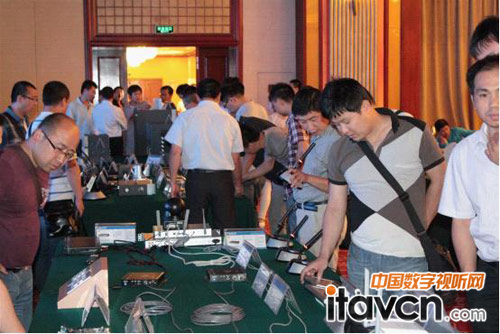 各地客商、系統集成商現場觀摩CREATOR快捷最新研發產品