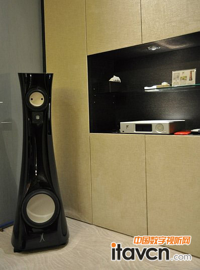 簡(jiǎn)單利落的布線格局