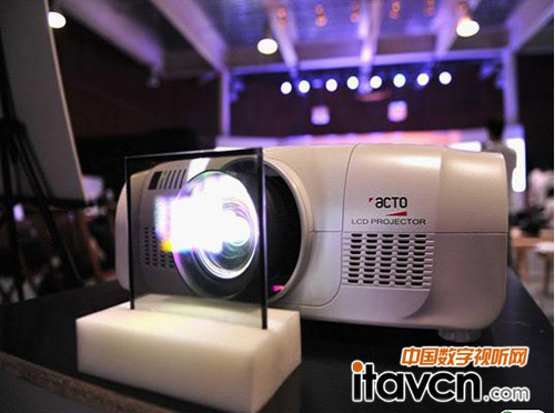 雅圖工程投影機