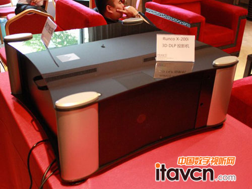 Runco X-200iT3DͶӰC