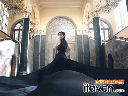 華麗來襲 三星悅白陪你同看《小時代》