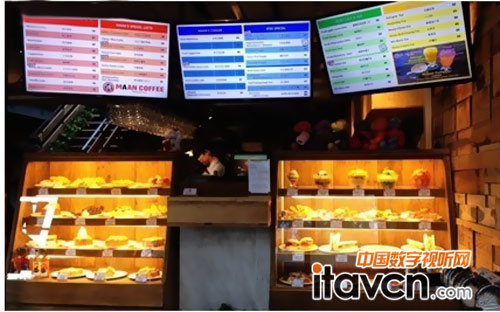 三星智能數(shù)字標(biāo)牌進(jìn)軍都市時尚飲吧