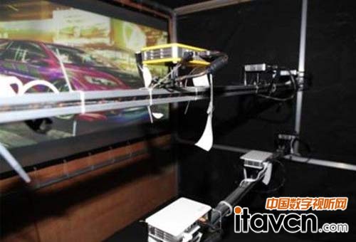 6臺(tái)QUMI Q5拼接 渲染出炫彩畫面