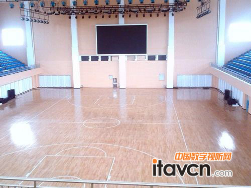 海原體育館內部圖片