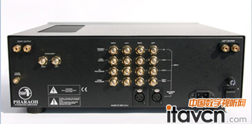 Pharaoh綜合擴大器背部接口