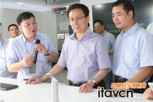 韓正、夏寶龍等領(lǐng)導(dǎo)視察海康威視