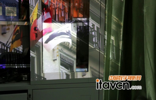 LED΢��ͶӰ�C�cĻ������3