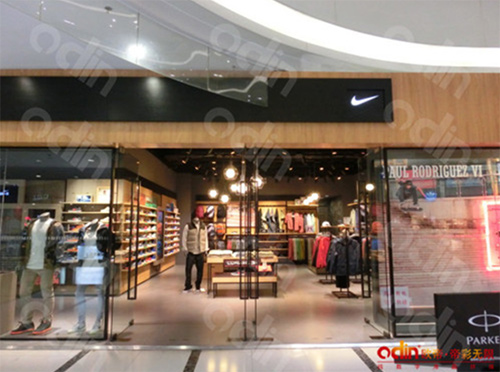 �W�۶��Һ���V��C��(y��ng)���Ϻ���֮��V��