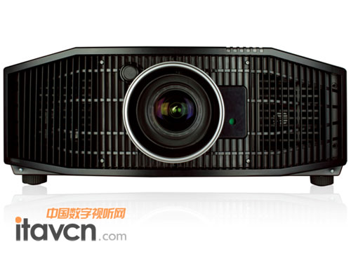 鏡頭居中設計 標配1.6倍鏡頭放縮