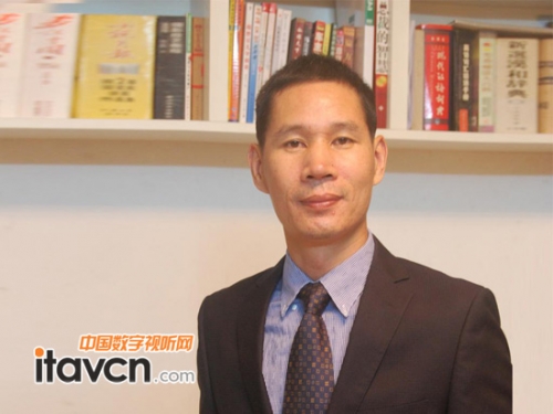 雅圖投影研發CTO梁向東