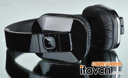 麥博首款藍牙耳機T1