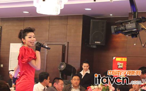 C-MARK���I����������ɹŶ�����˹���W��Ƶ��e�k��ˇ�ݳ�