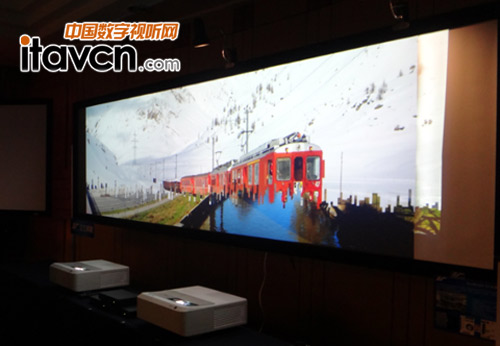 ���̽�����Ļ+�ں�չʾ�^