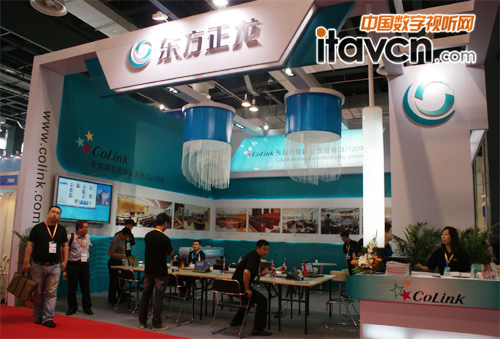 �|������չ�_