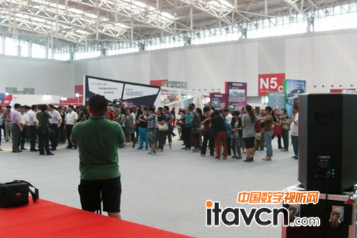 ��ˇ���ݲ������ܕ��h�b��չ�F��