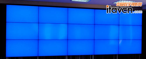 液晶拼接墻安裝現場