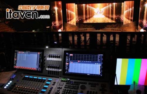 馬田全新M6控臺(tái)助陣香港國(guó)慶文藝會(huì)演