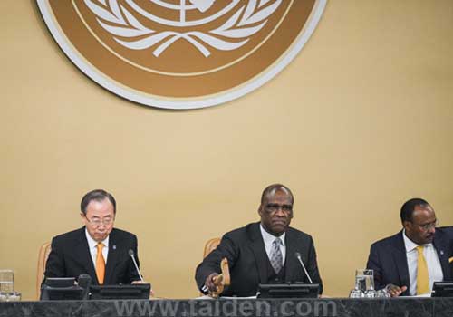 主席臺安裝無紙化多媒體會議終端