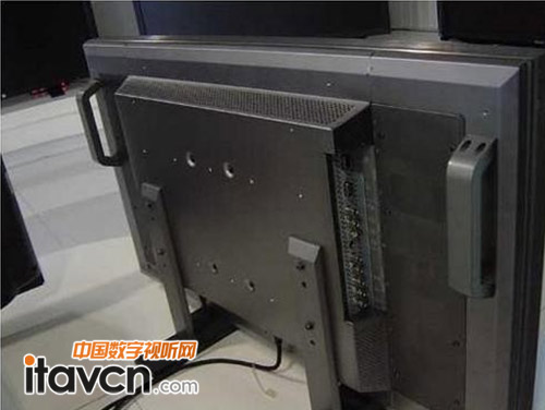 三菱MDT421S專業(yè)顯示器