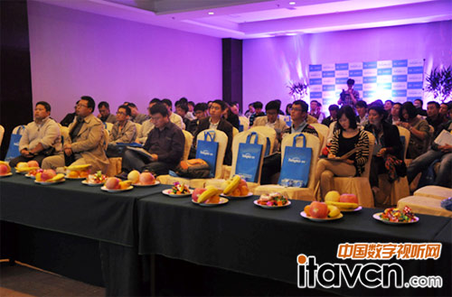 西安發布會現場火爆場面