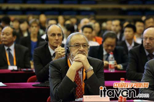 MIPRO導覽助力中外大學校長體育論壇