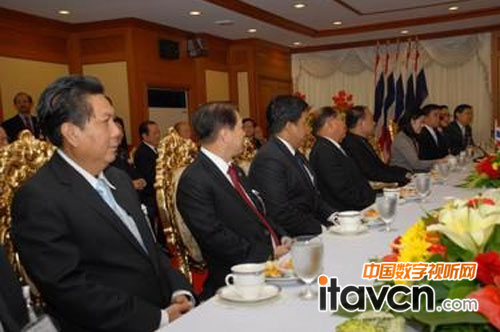 李克強訪泰使用Televic無線會議系統