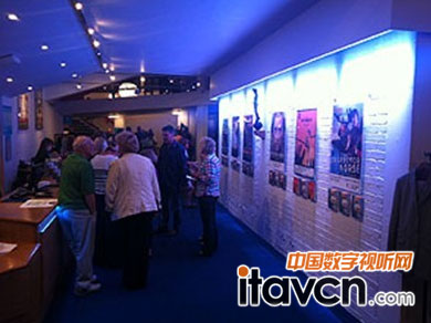 科爾切斯特影院改造指定Chauvet節能燈