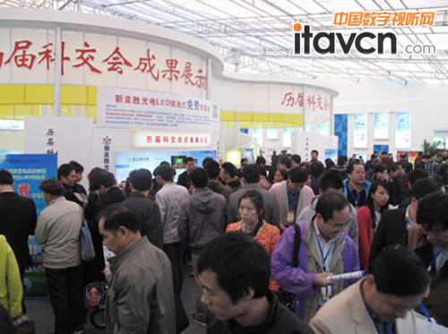 “魔幻舞臺(tái)”MG5系列贏客戶熱捧