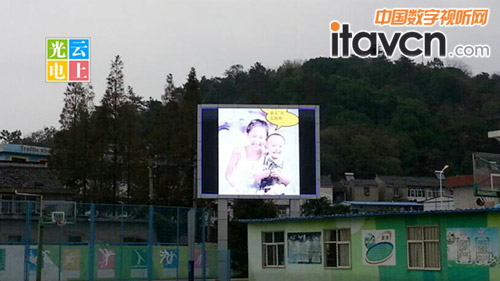 落實(shí)高性價(jià)比產(chǎn)品定位策略,讓普通學(xué)校也能用得上LED全彩屏