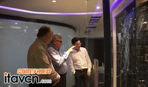 ELAN總裁Dave Keller先生對華歌產(chǎn)品線的整合技術(shù)給予高度評價(jià)